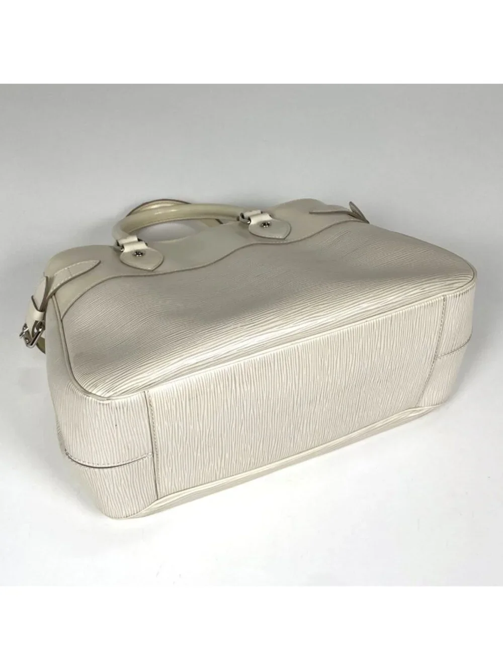 Louis Vuitton Passy PM Tote Epi Yvoir